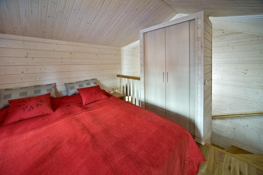 Holiday Club Yllaes Apartments And Cottages Akaslompolo Exterior foto